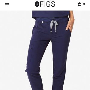 Figs Zamora Navy size small / petite joggers